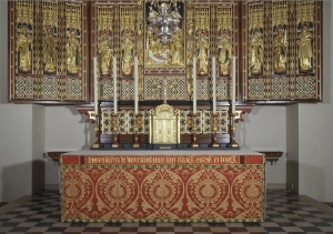 Altar frontal and superfrontal.