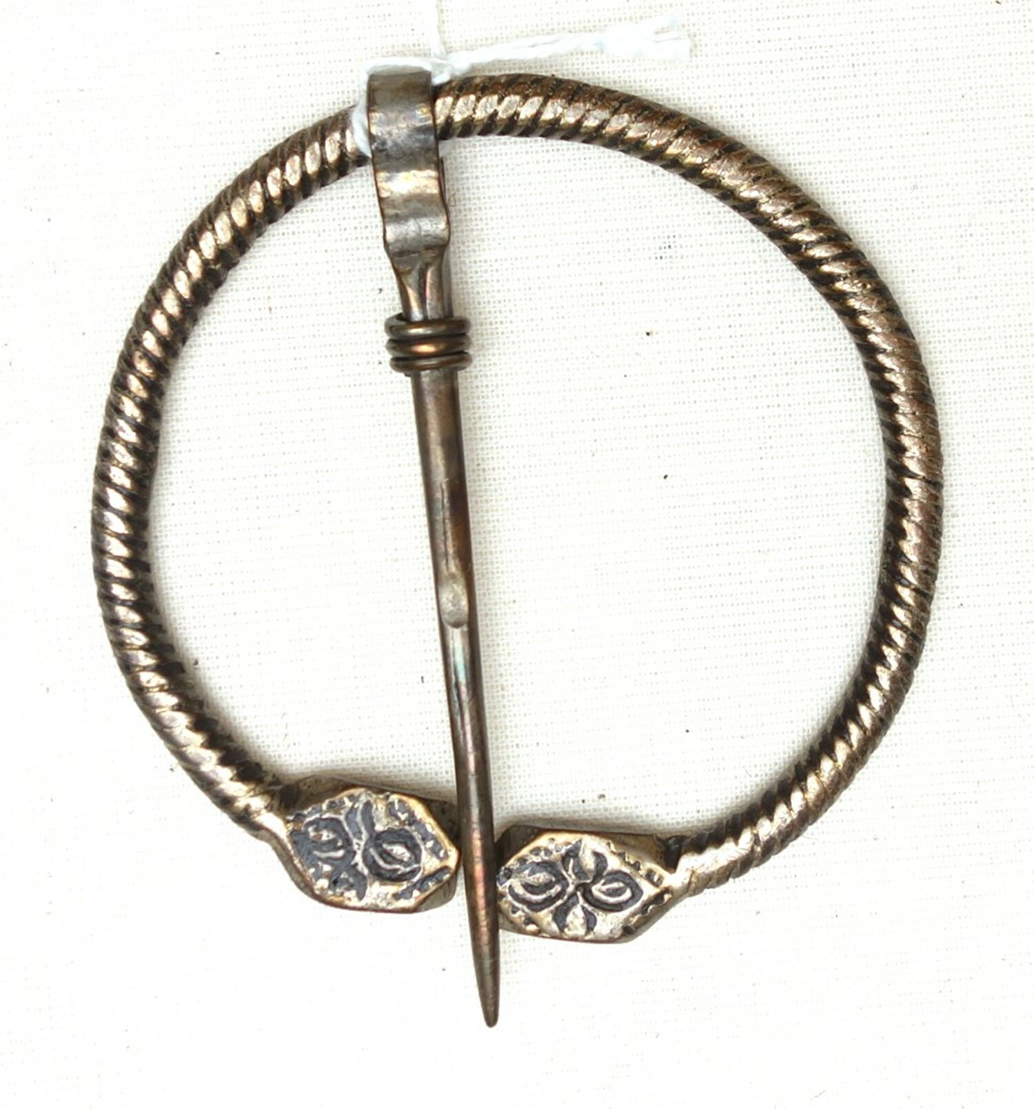 Amazigh fibula, Morocco, 1995 (TRC 2014.0993).