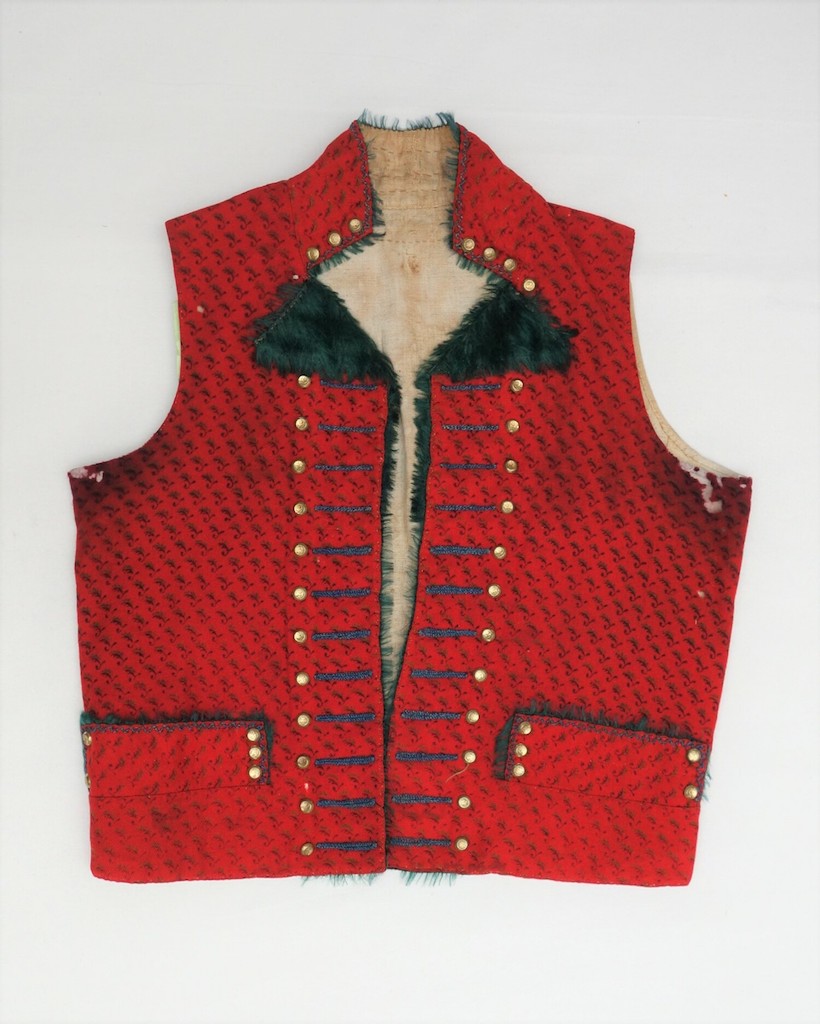 Man's late-19th century waistcoat from Garmany (TRC 2016.0812).