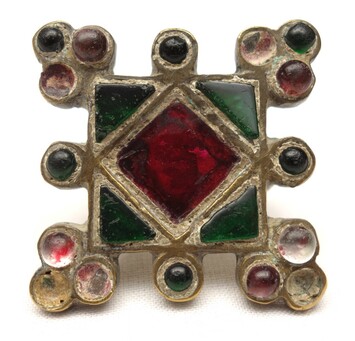 Kuchi-type silver finger ring, Afghanistan, 20th century (TRC 2024.0713).