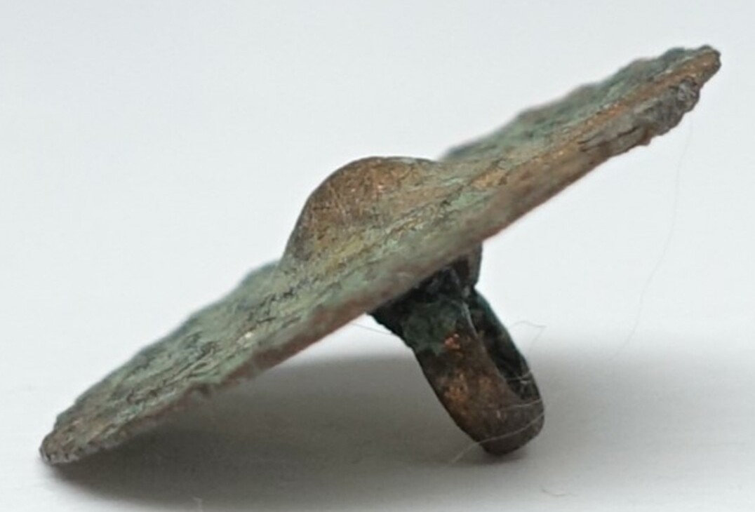 Side view showing the shank (TRC 2024.2592).