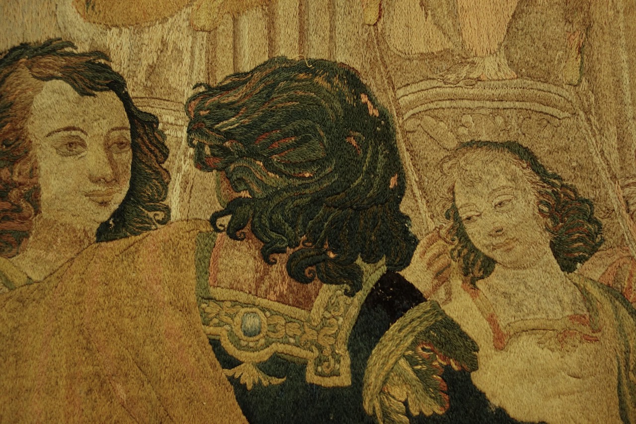 Detail of one of the embroidered wall hangings in the Musée du Tau, Reims (Photograph author).