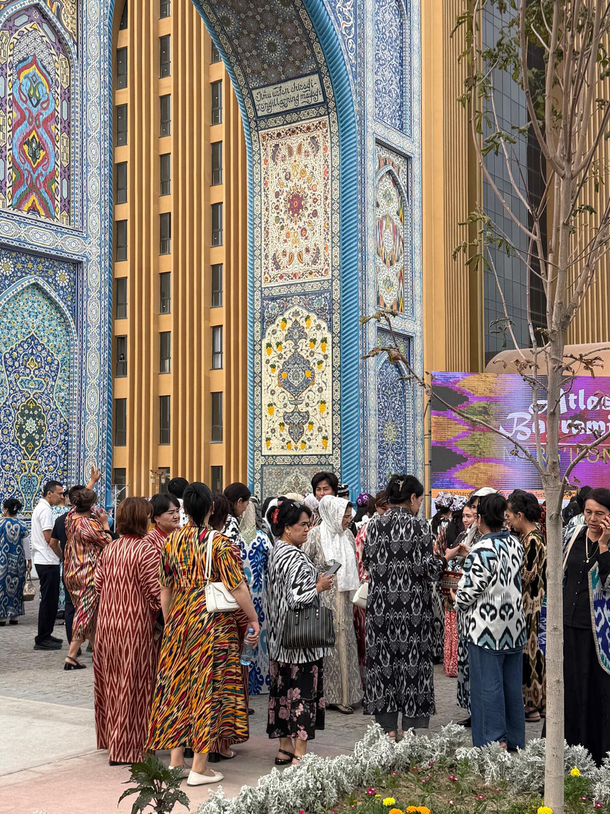 Site of the festival with participants in traditional clothing. Photograph by author.